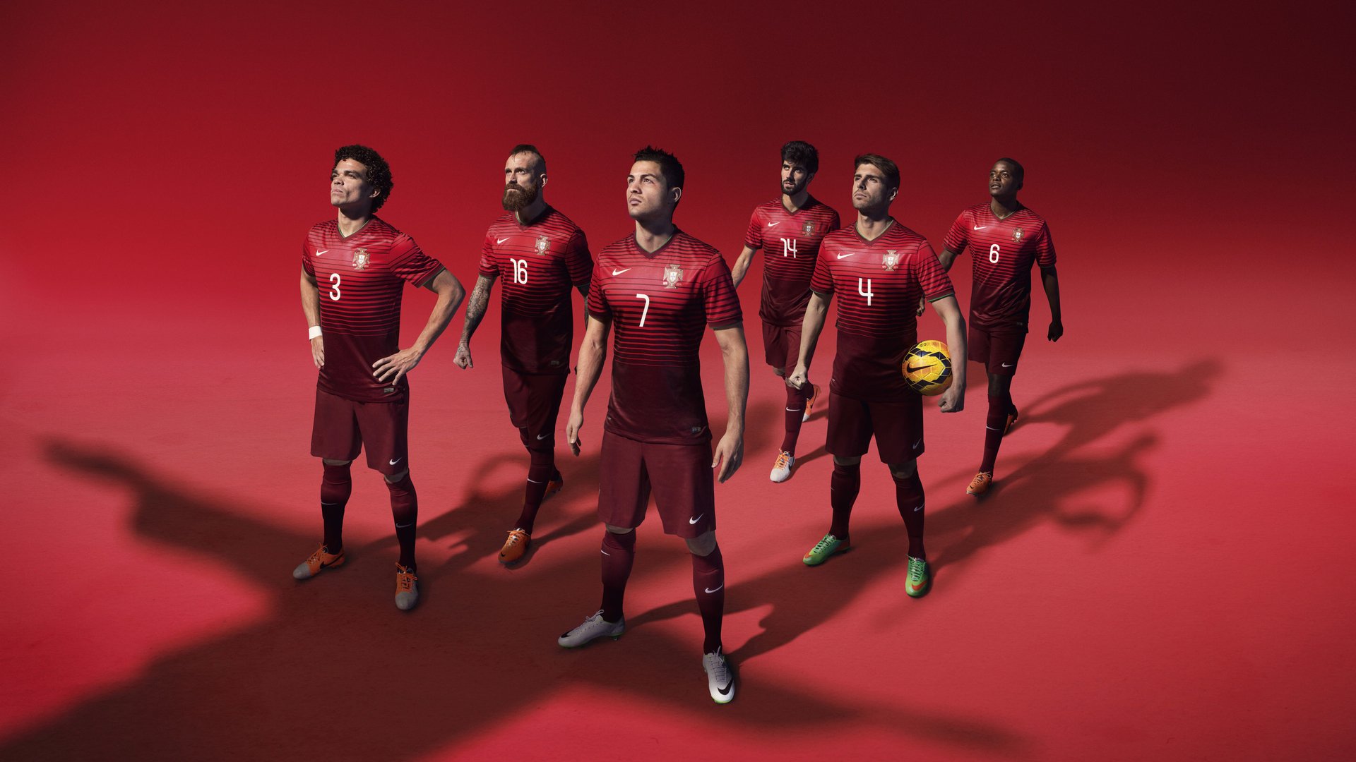 战术灵活性增强，组合打法丰富，战术技巧